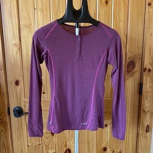 Rab Base Layer Top UK Size 8 fits like US XS - S.